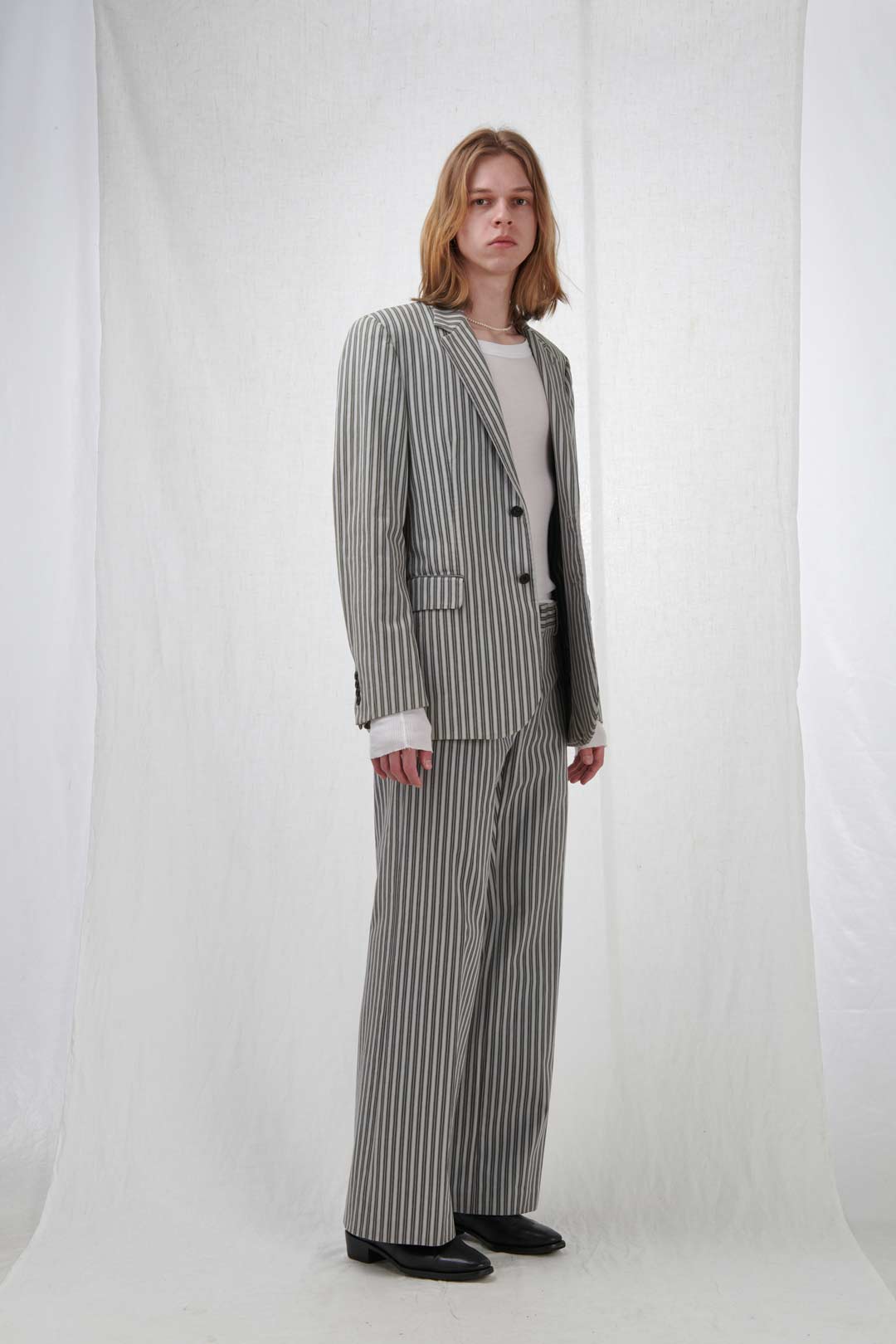 PINSTRIPE COTTON SUIT NO PRICE