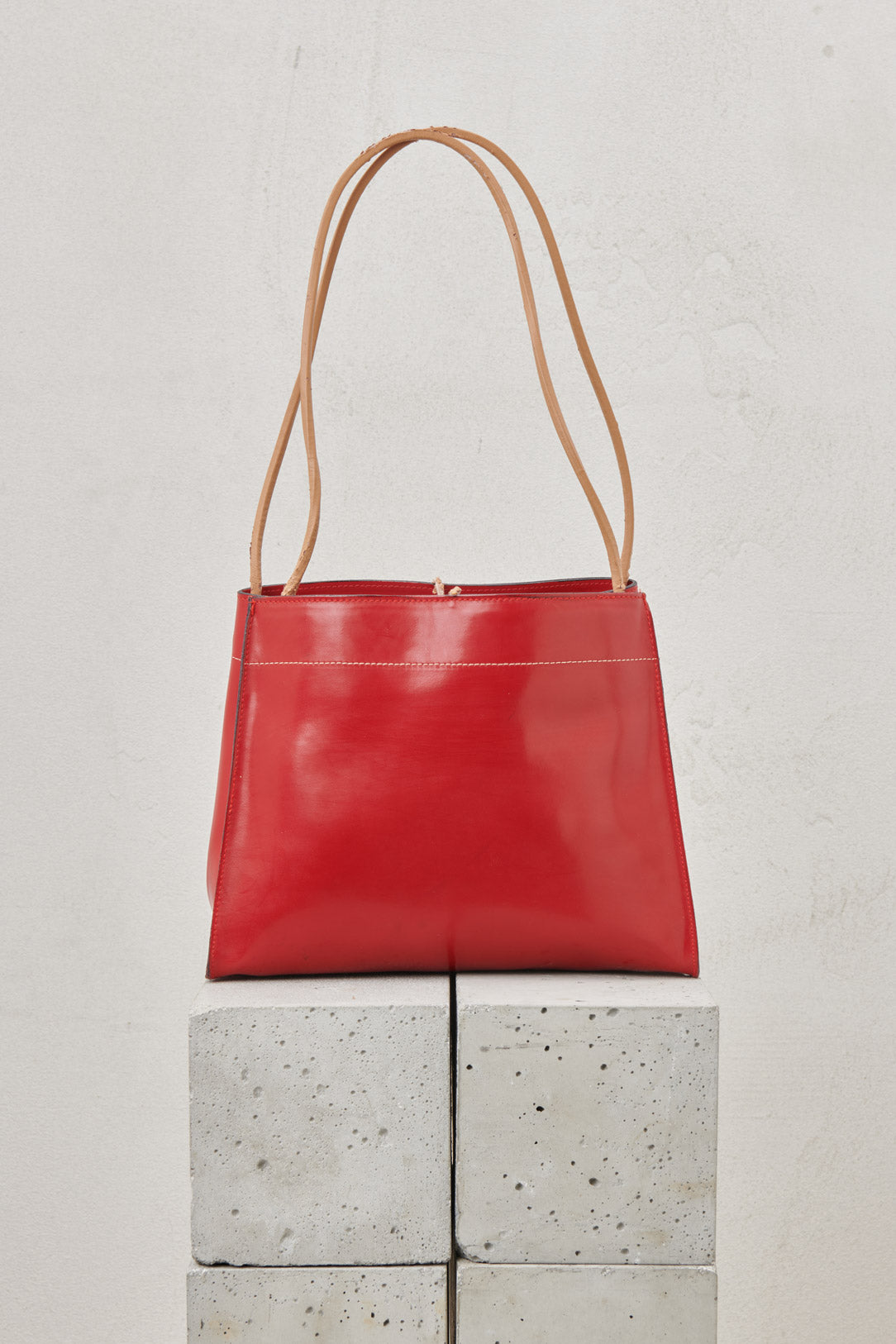 RED LEATHER BAG