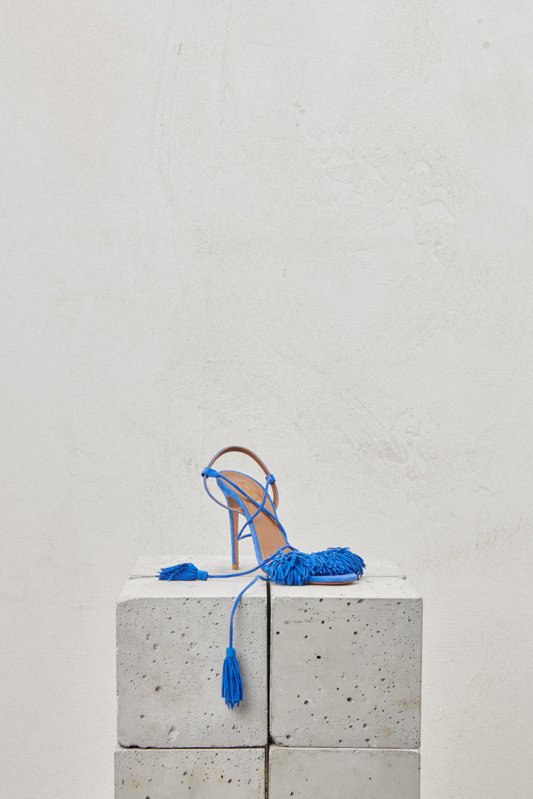 SUEDE SANDALS WITH TASSELS