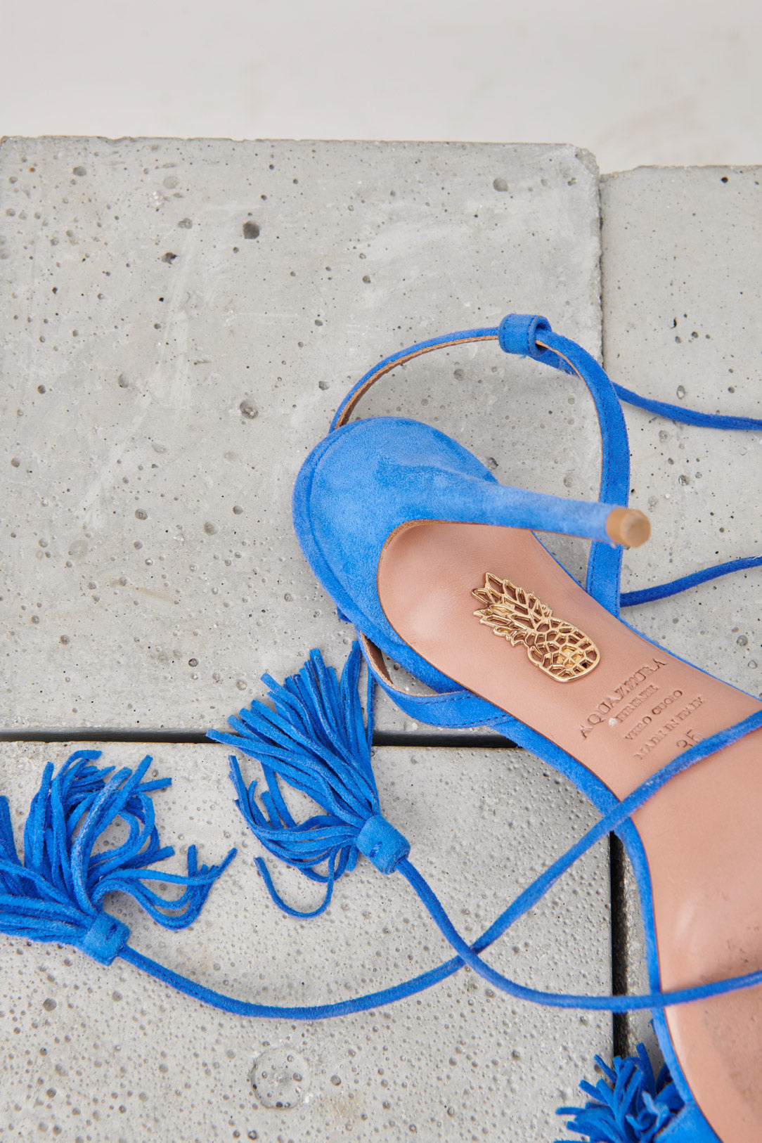 SUEDE SANDALS WITH TASSELS