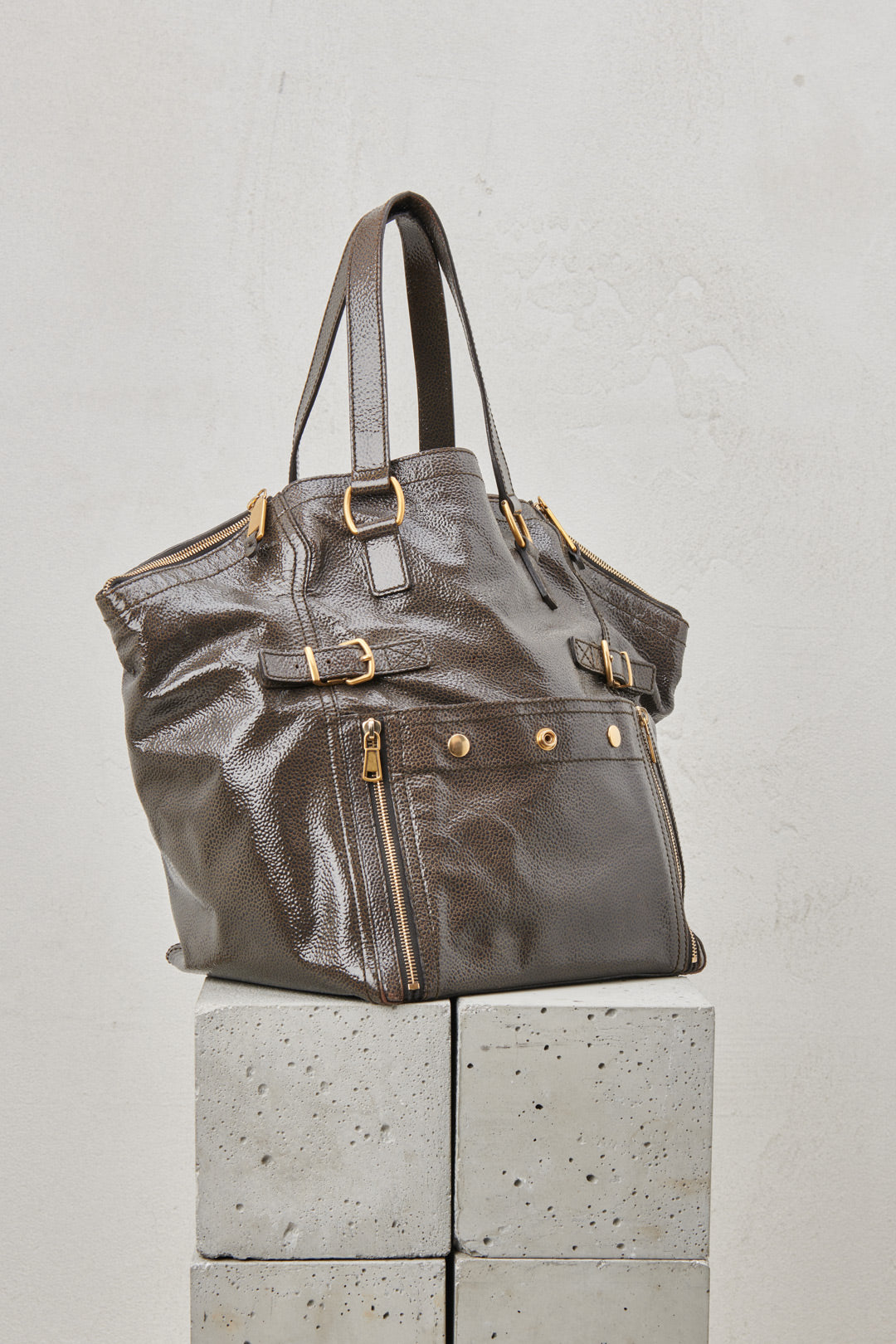 DOWNTOWN BAG IN GRAY PAINTED LEATHER