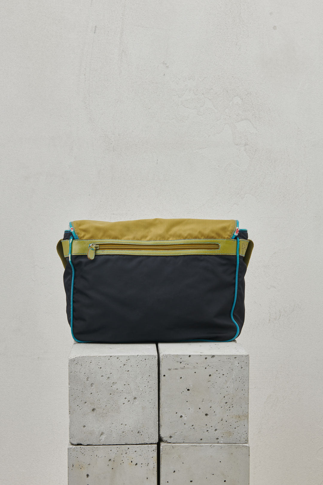 BORSA MODELLO POSTINO VERDE E BLU