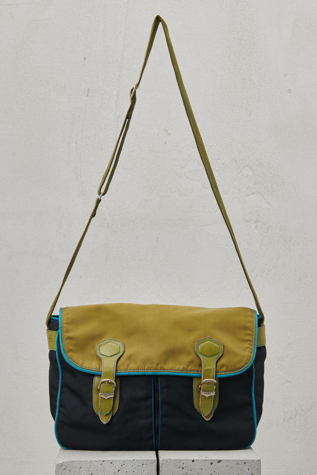 BORSA MODELLO POSTINO VERDE E BLU