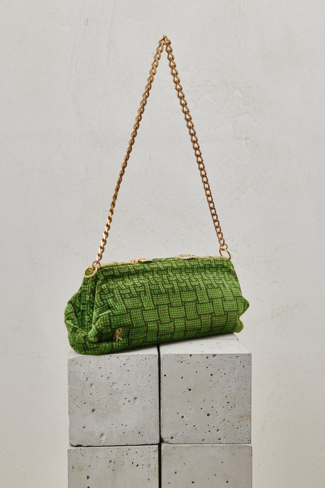 70'S GREEN VELVET BAG