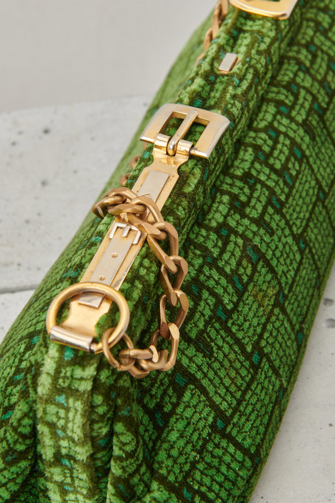 70'S GREEN VELVET BAG