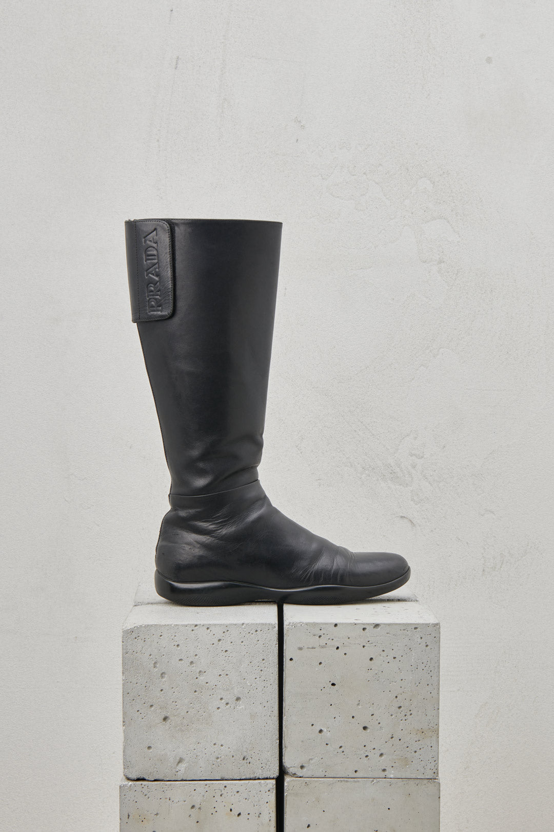 ICONIC BLACK LEATHER BIKER BOOT