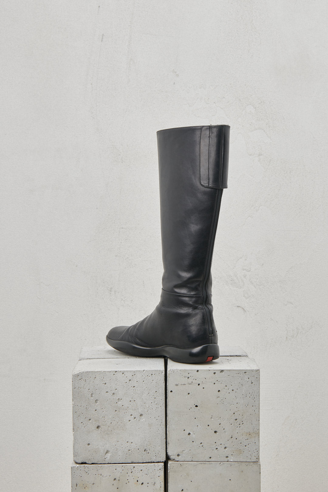 ICONIC BLACK LEATHER BIKER BOOT