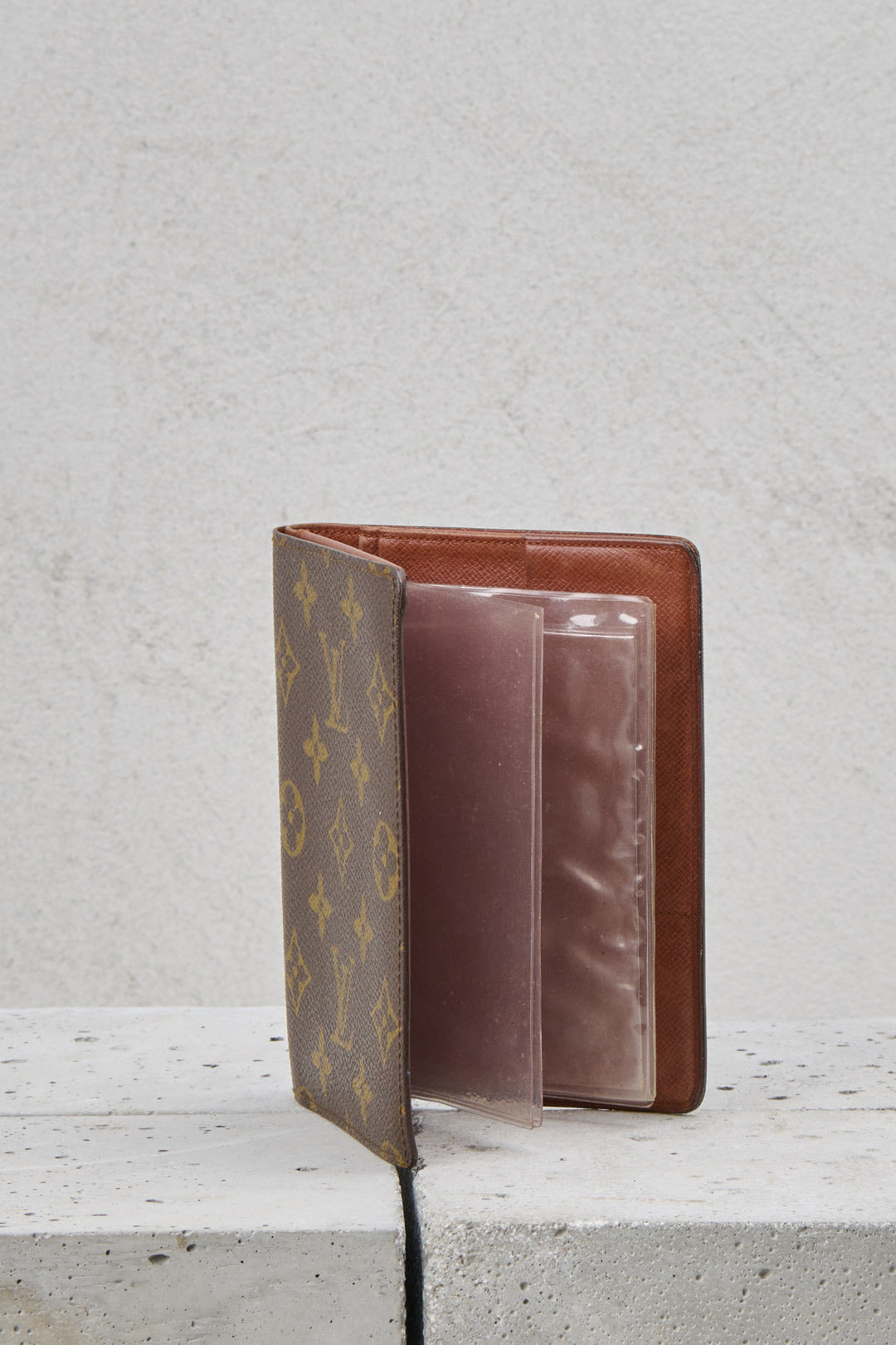 MONOGRAM WALLET