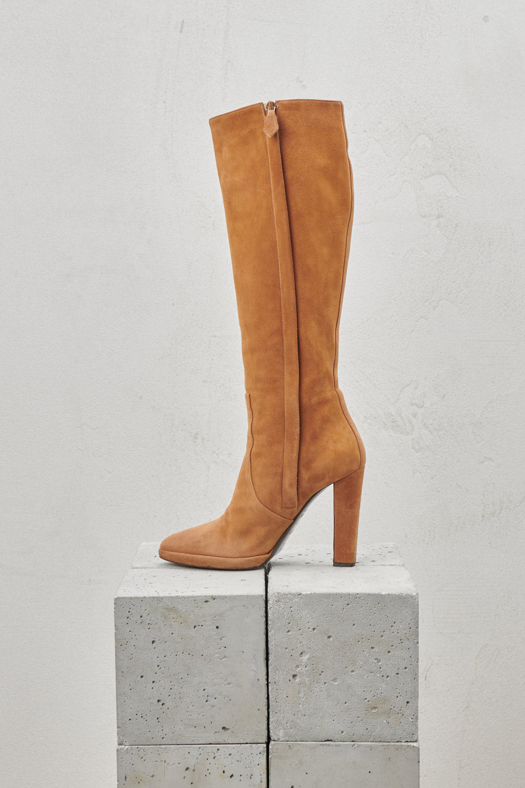 BEIGE SUEDE BOOT