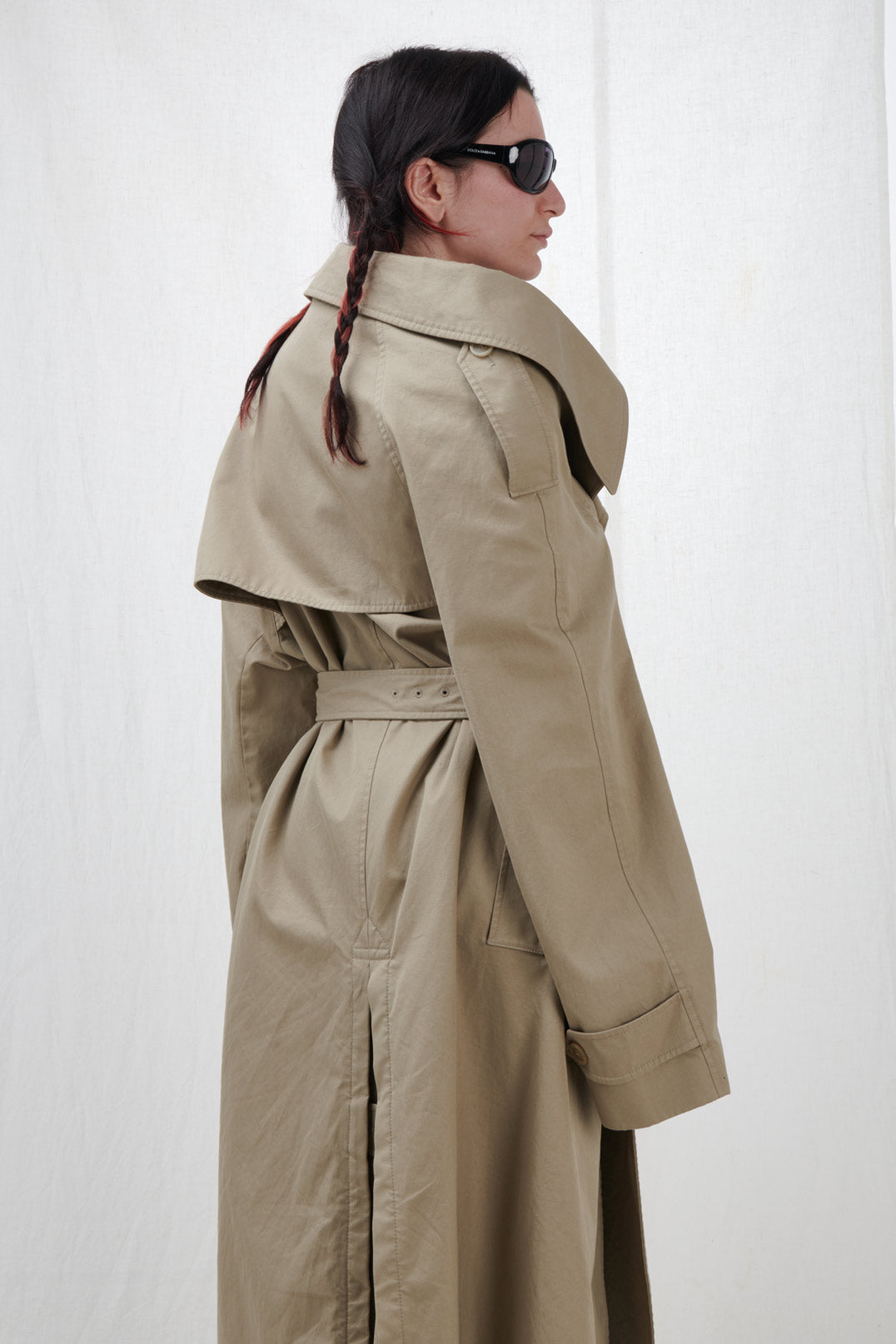 OFF SHOULDER DECONSTRUCTED TRENCH