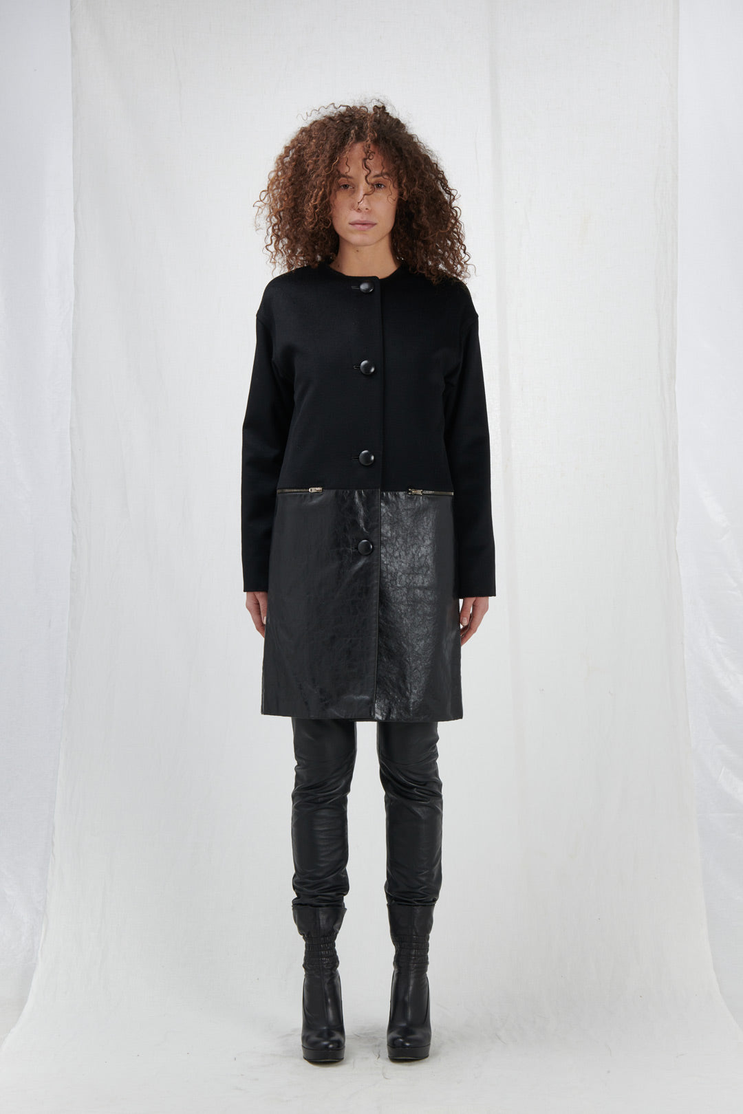 WOOL AND LEATHER COAT