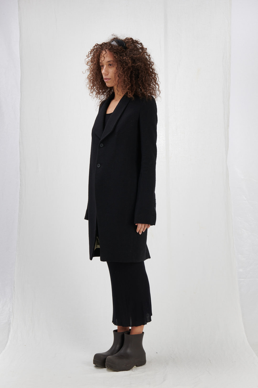 BLACK WOOL COAT