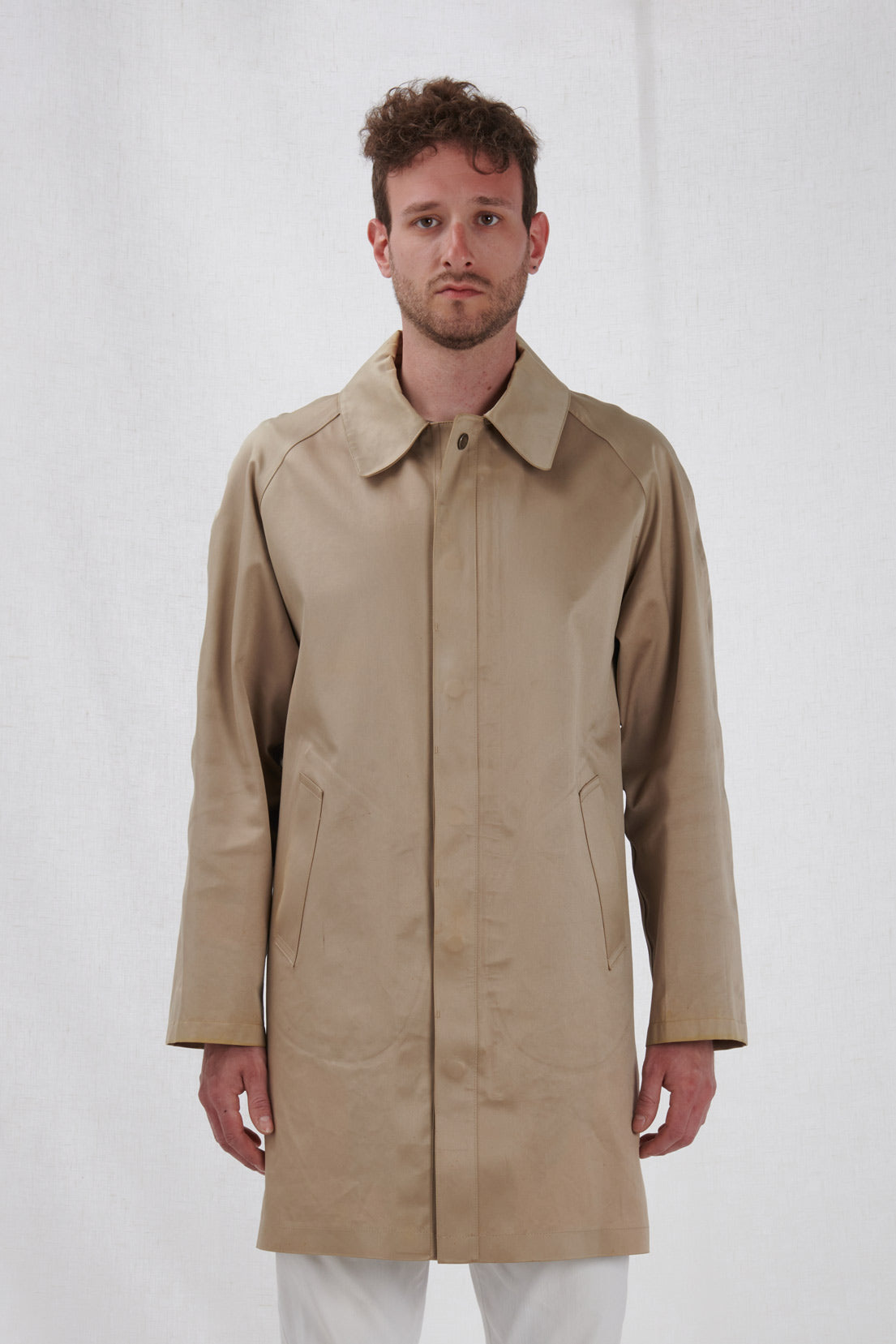 HEAT-SEALED TRENCH COAT