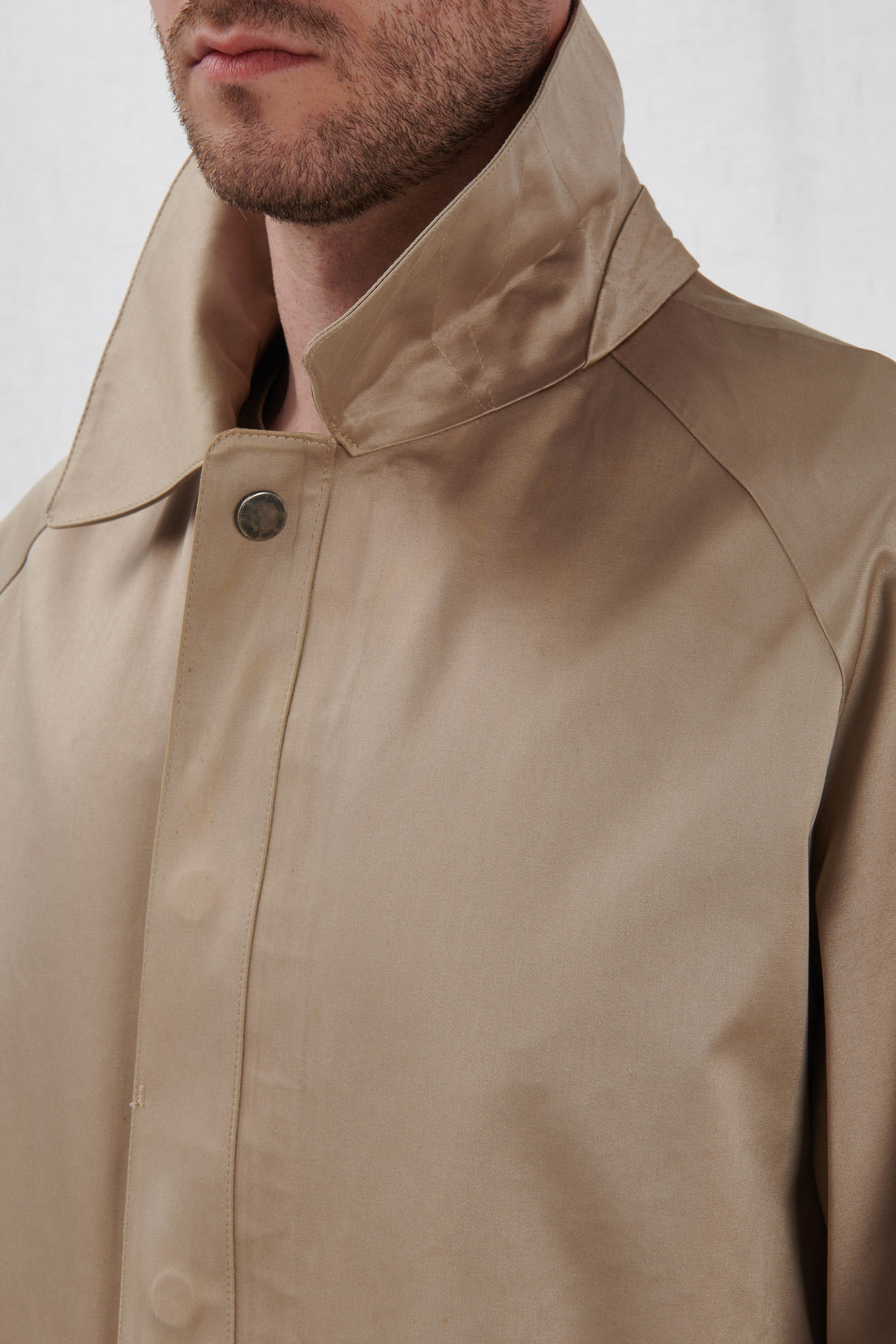 HEAT-SEALED TRENCH COAT