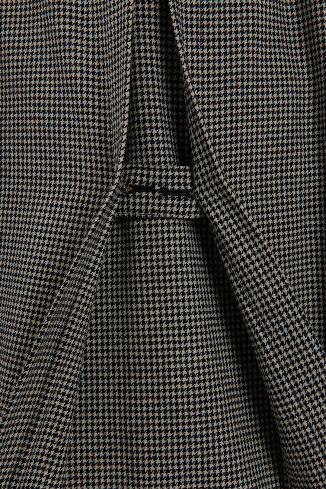 HOUNDSTOOTH TRENCH