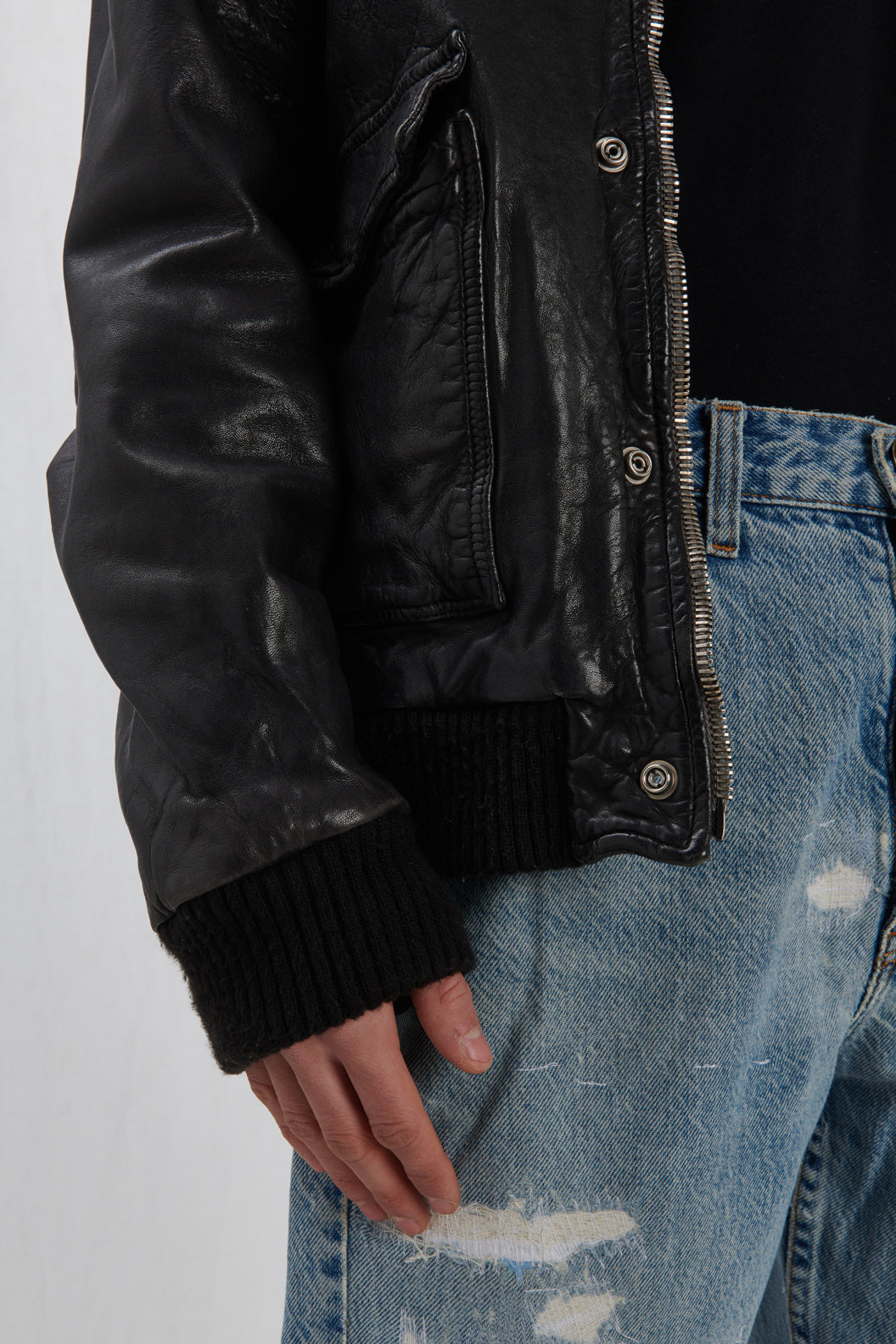 LEATHER BOMBER JACKET