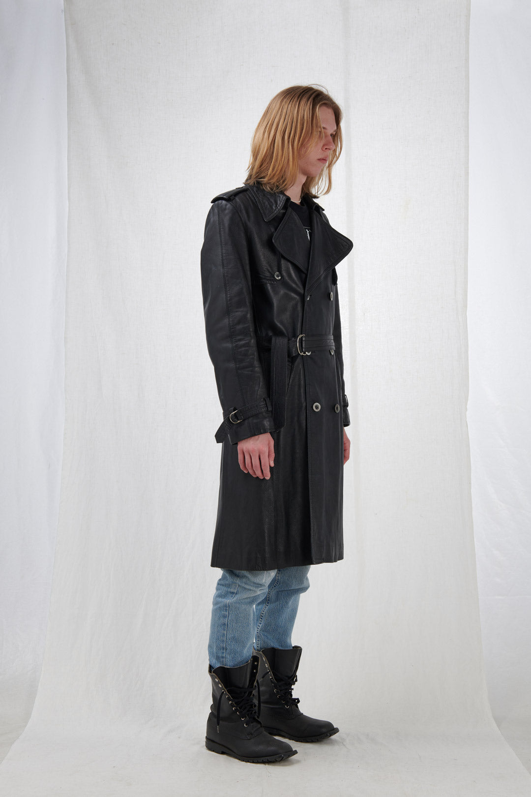 LONG LEATHER COAT WITH BELT