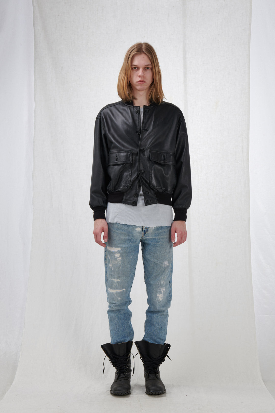 BLACK LEATHER BOMBER JACKET