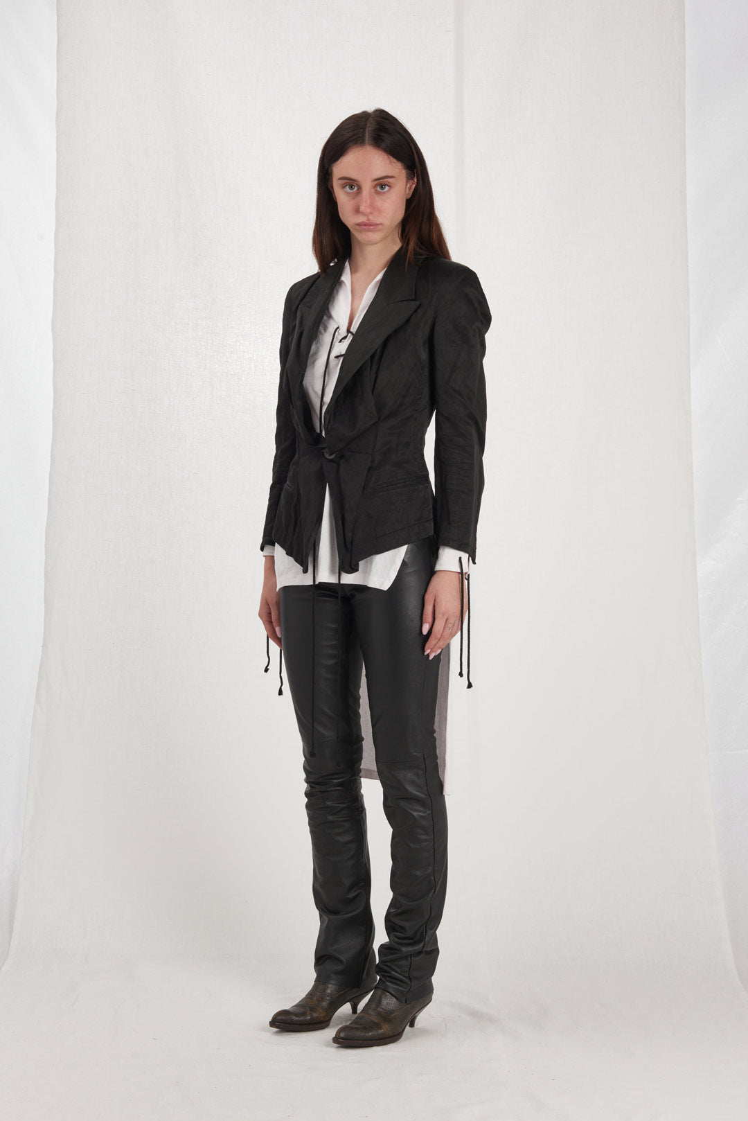 FITTED JACKET WITH DRAPING