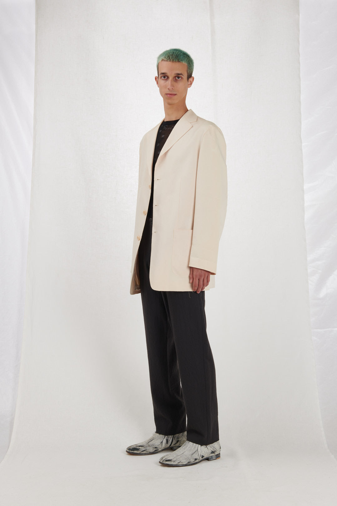 RAW CUT IVORY JACKET