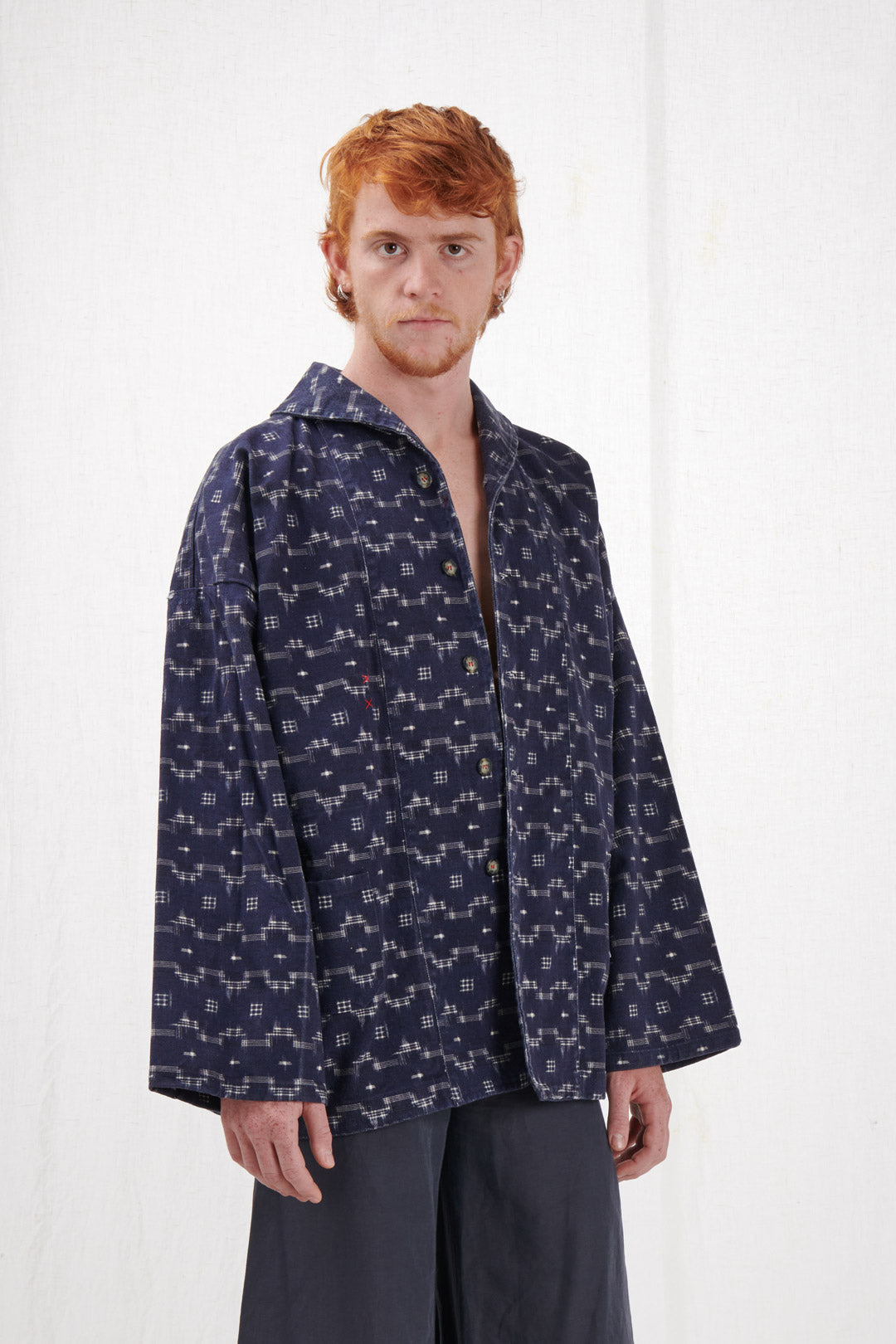 KIMONO WITH SMALL GEOMETRIC PRINT