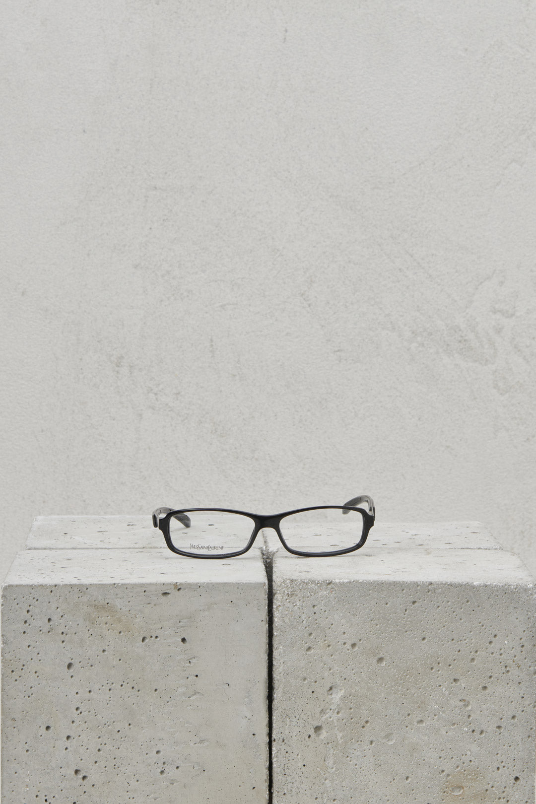 EYEGLASSES