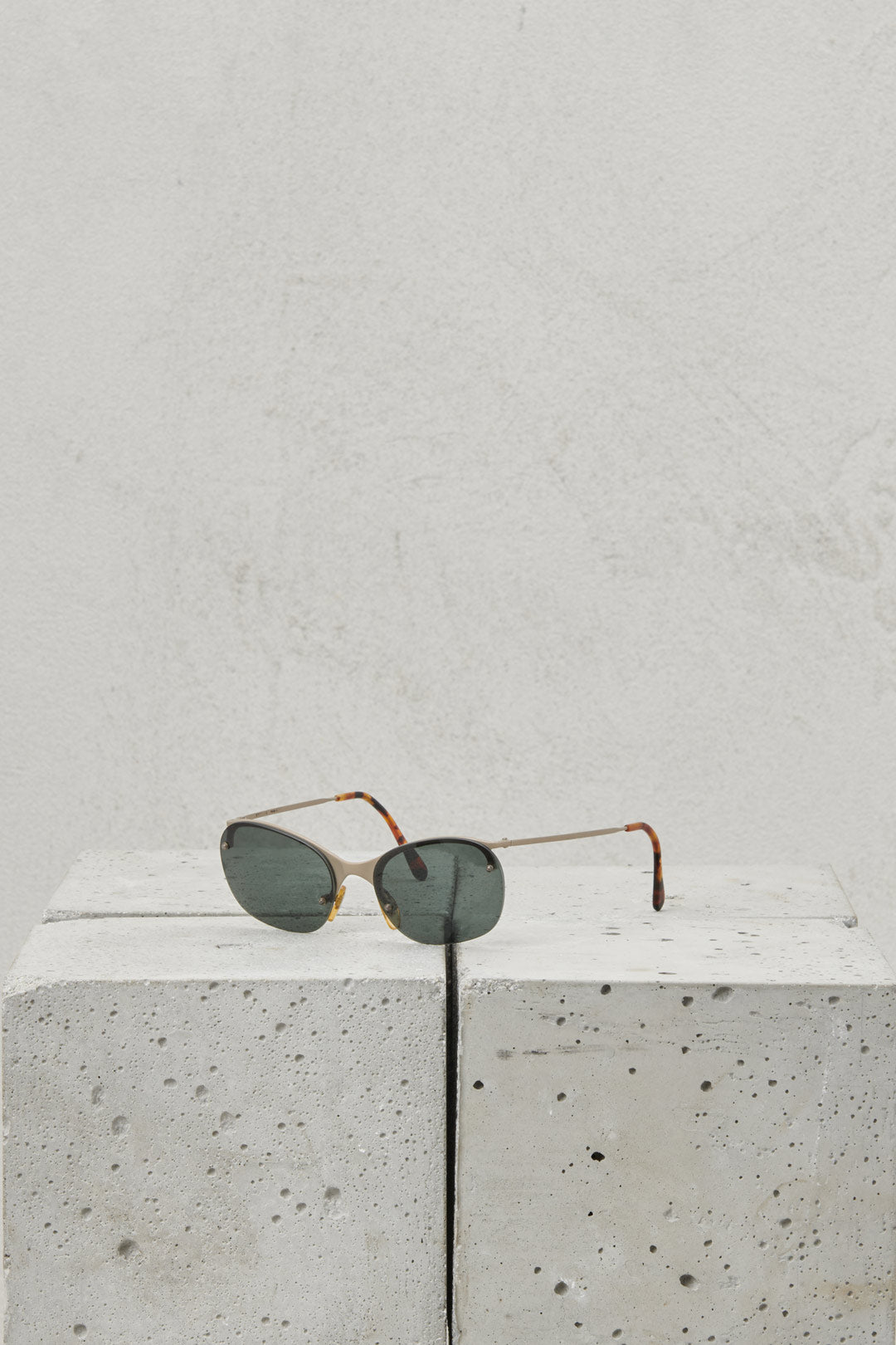 MUD GRAY GLASSES