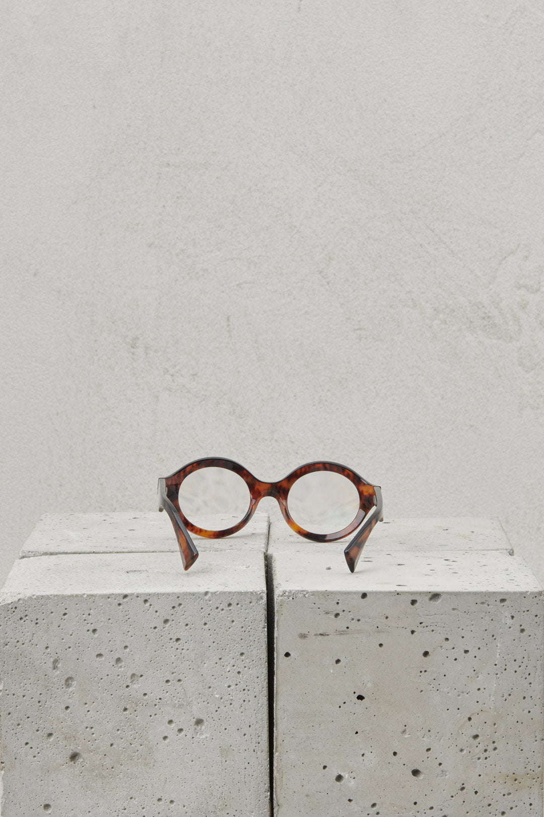 ROUND TORTOISE GLASSES