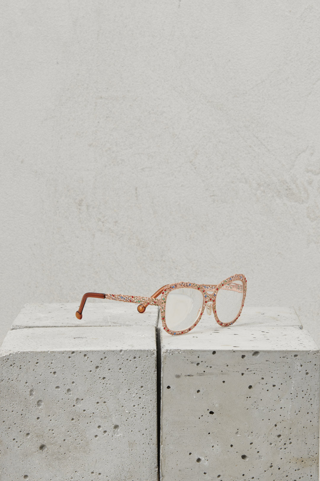 GLASSES FROM THE VENICE COLLECTION