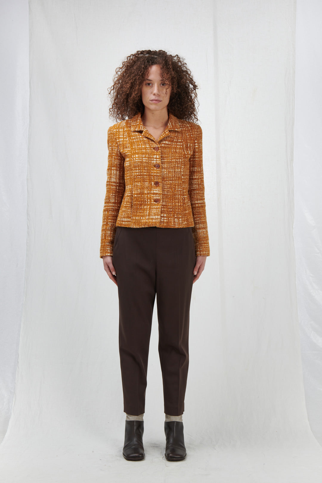 ELEGANT BROWN TROUSERS