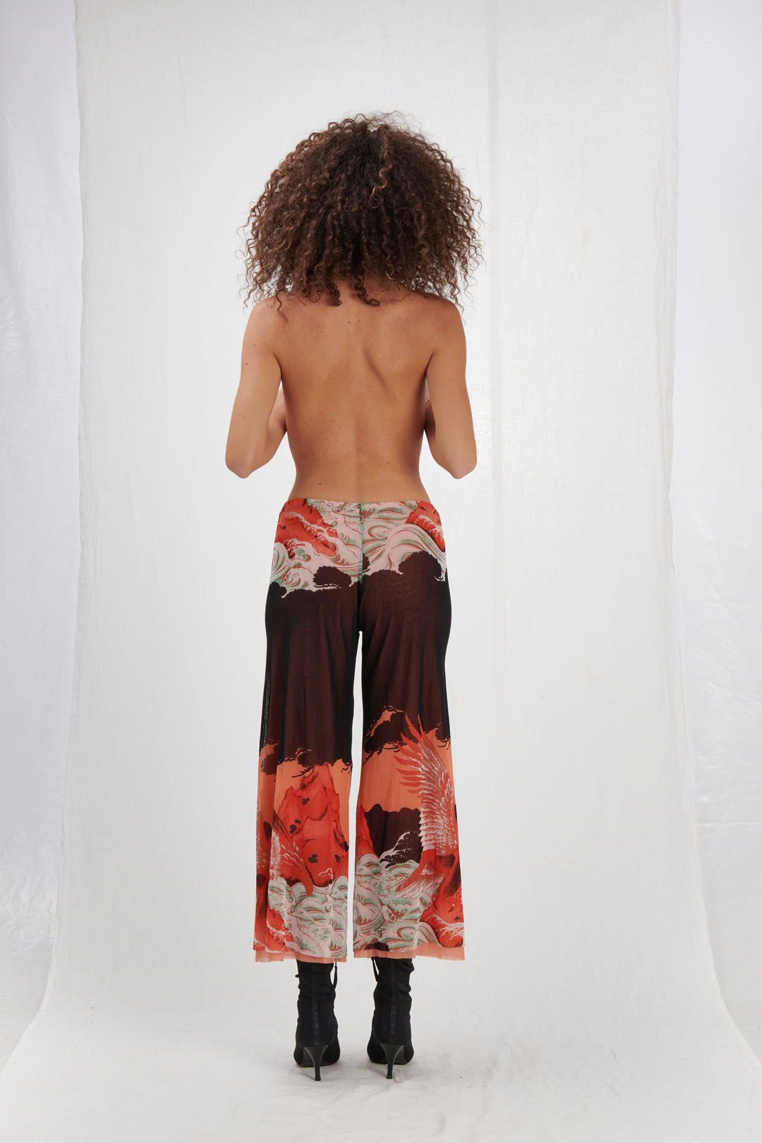 PRINTED MESH PANTS