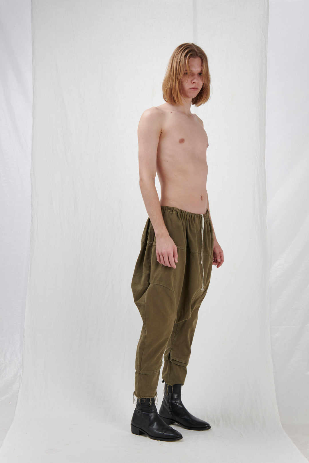 MILITARY GREEN PZUAVA PANTS