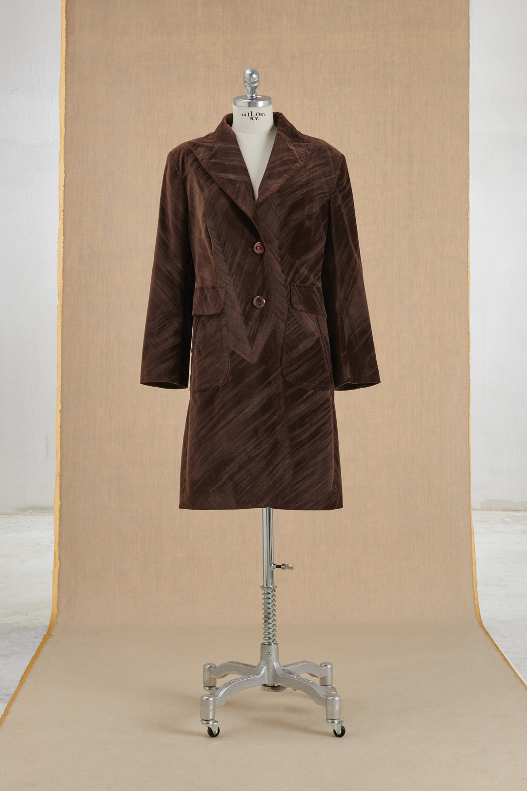 VELVET BROWN COAT