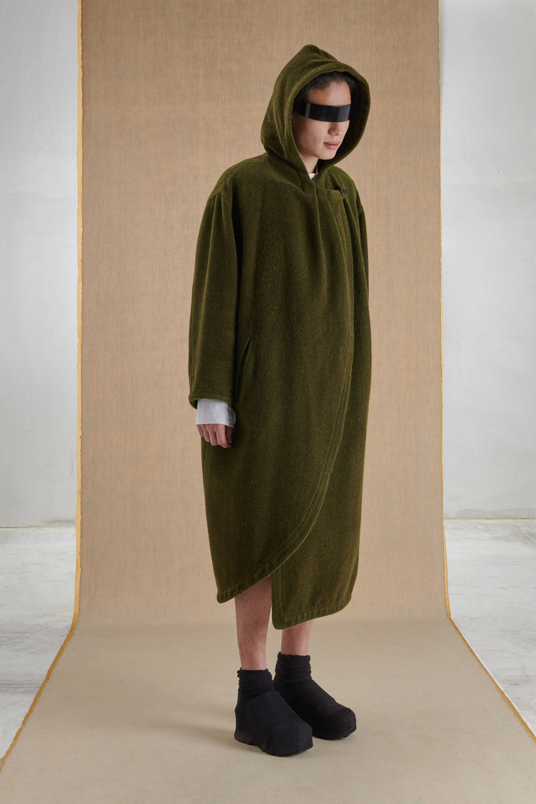 LONG GREEN WOOL AND ALPACA COAT