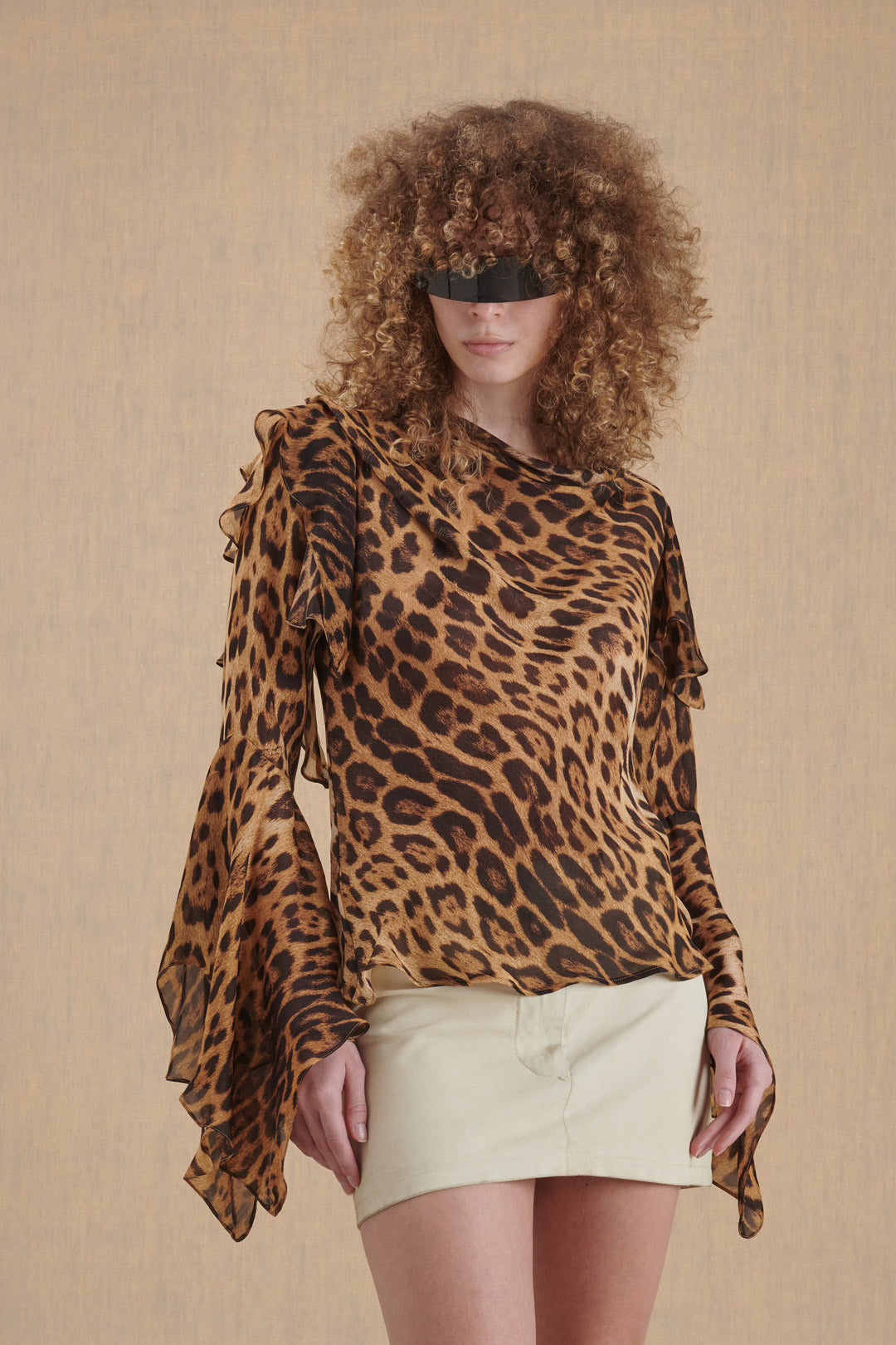 CAMICIA LEOPARDATA CON VOLANT E DRAPPEGGIO