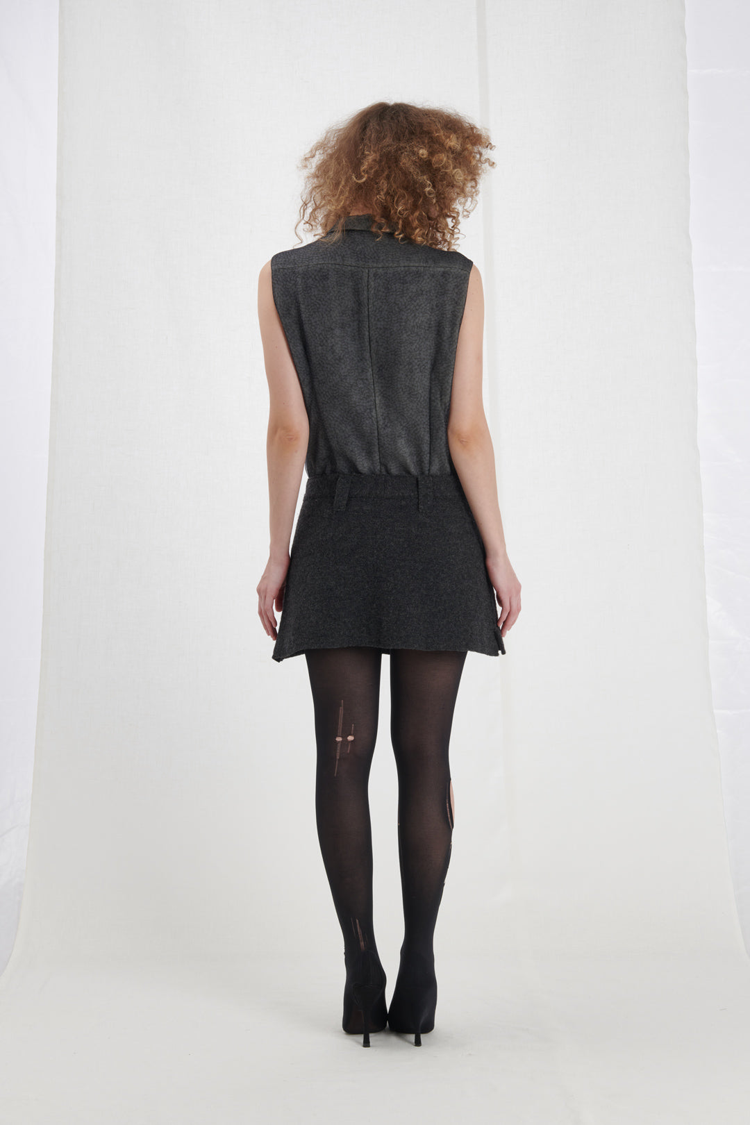 MINI SKIRT IN ANTHRACITE WOOL