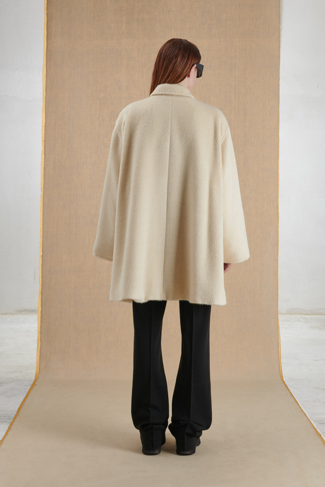 COAT IN WHITE WOOL 