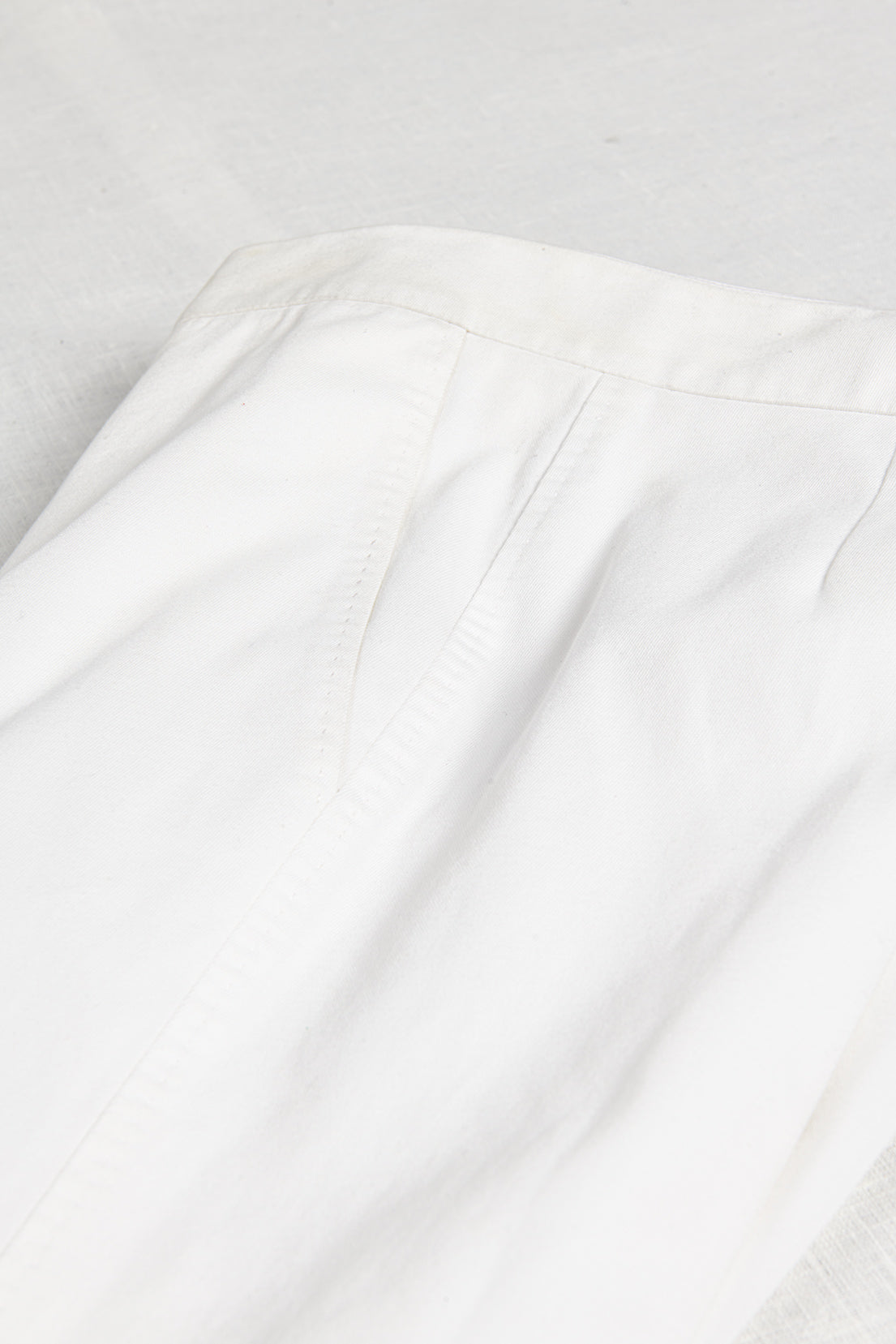 WHITE TROUSERS