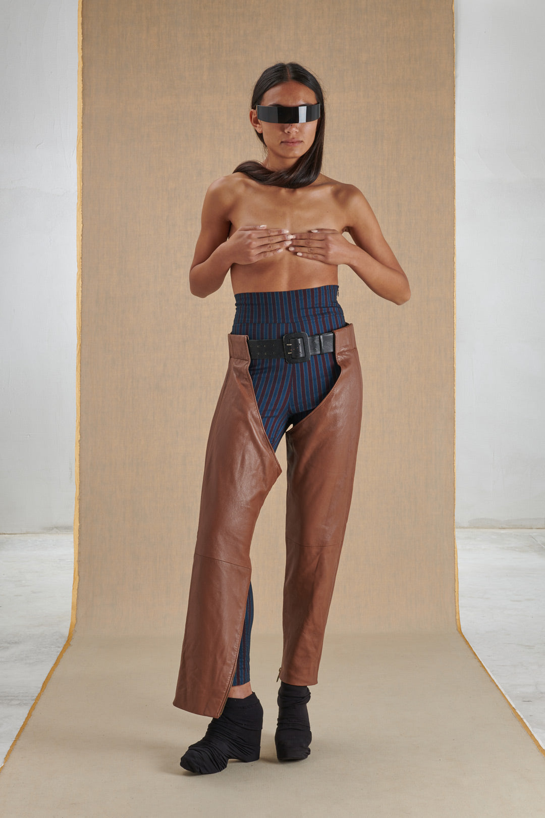 COWBOY STYLE TROUSERS IN BROWN LEATHER 