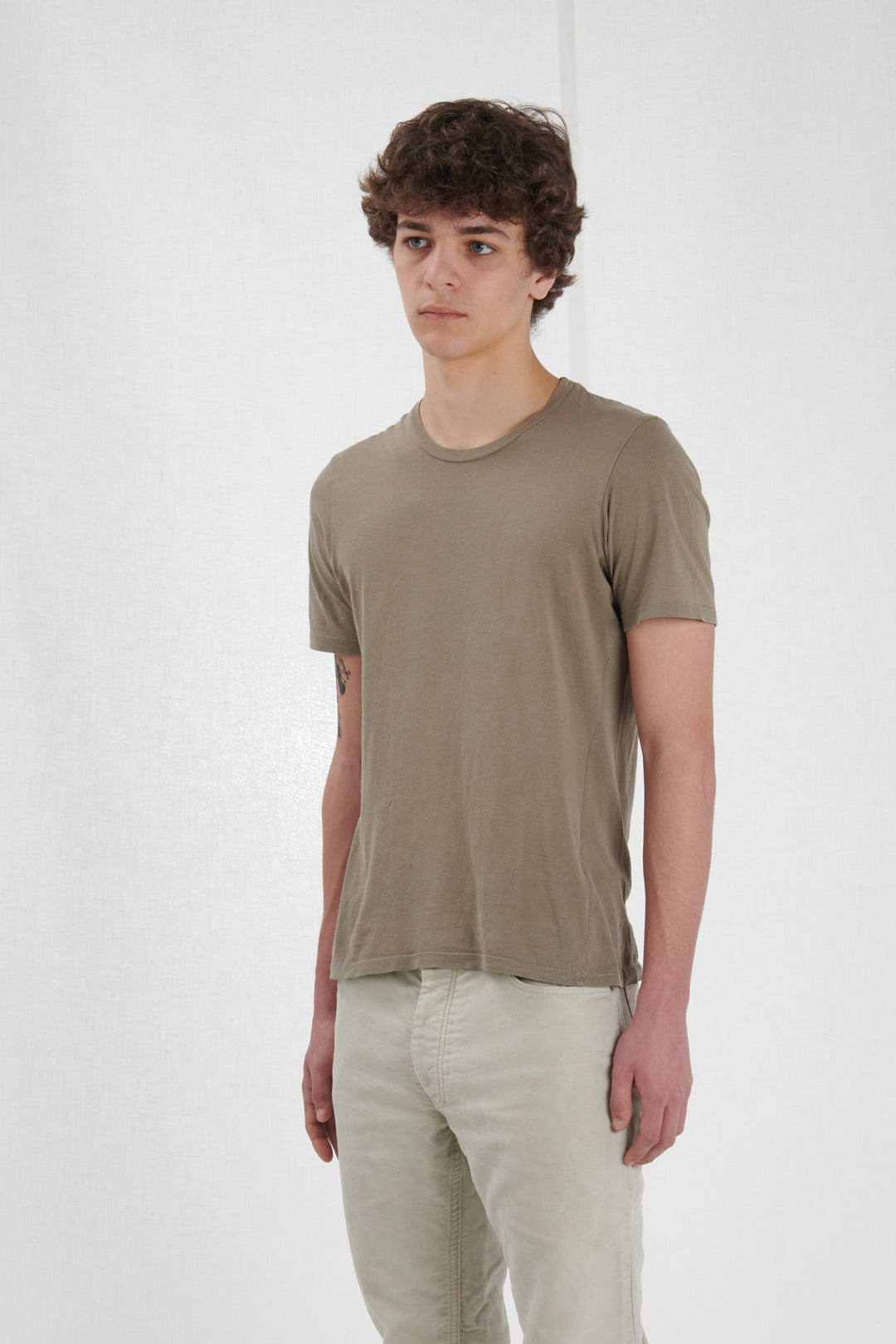 T-SHIRT VERDE OLIVA